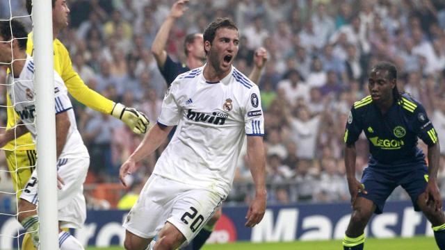 伊瓜因宣布赛季末退役：到了与足球说再见的这一天